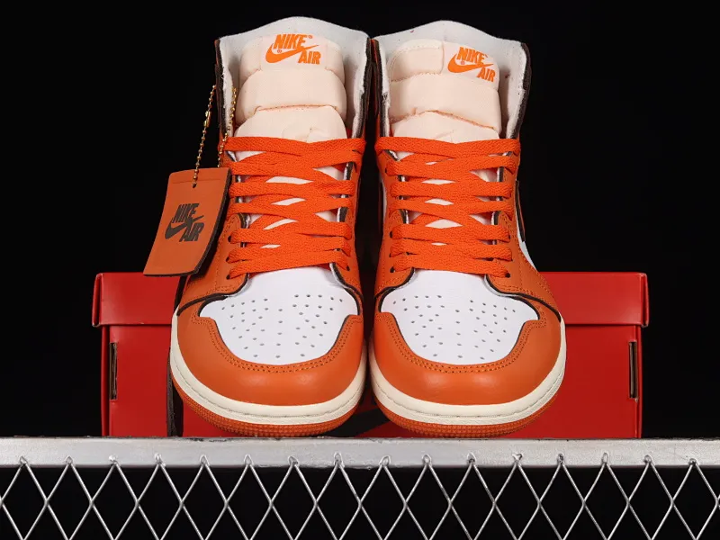 All categories Air Jordan Jordan series basketball shoes Air Jordan 1 High Pure original version Air Jordan 1 High OG "Starfish" AJ1 Joe 1 Hermes Orange high-top basketball shoes DO9369-101
